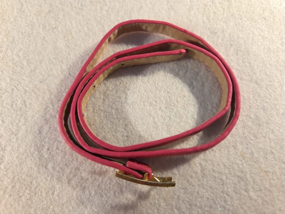 正品梅花皮革多层长循环皮带风格手镯手链 — 第 2/3 张图片