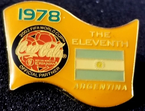 2002 FIFA WORLD CUP Soccer Football ARGENTINA 1978 Coca Cola Vintage PIN BADGE