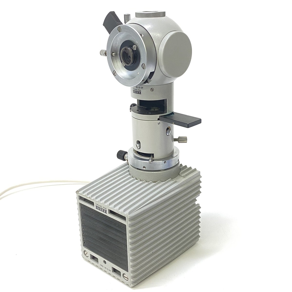 Carl Zeiss 468032-9902, 467259-9901, 466300-9901 Microscope