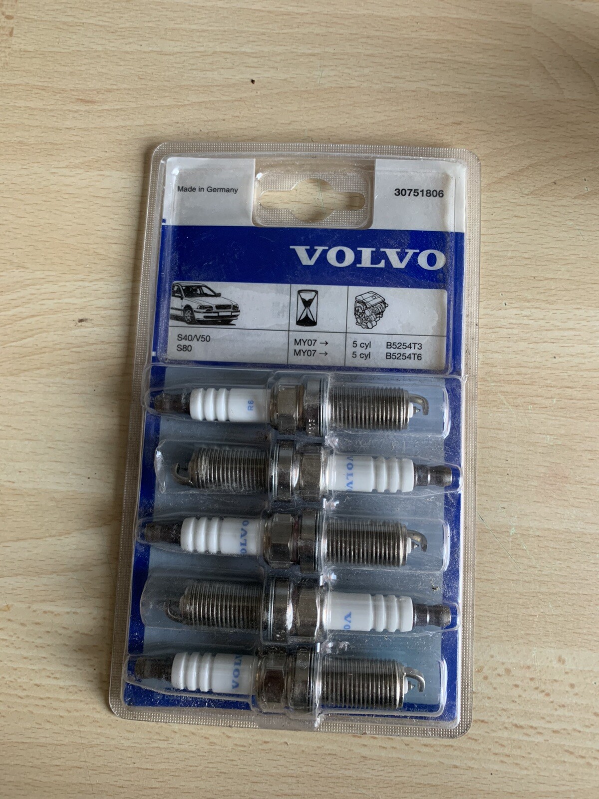 30751806 volvo свечи