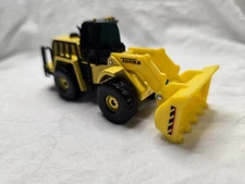 2020 TONKA BASIC FUN YELLOW 4" DIECAST FRONT END LOADER WITH GREEN & BLACK