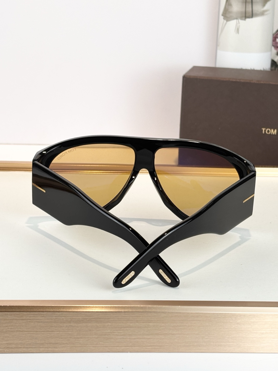 TOM FORD TF1044 Orange Lenses Black Wide-Temple Frames 60-12-140