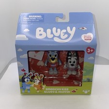 Bluey Smoochy Kiss Bluey Muffin Figures