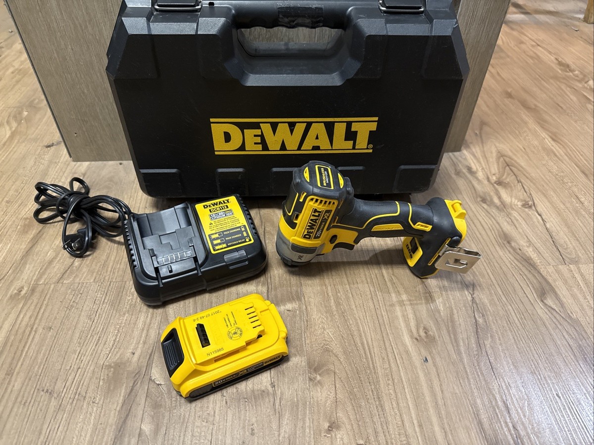 DEWALT DCF887 20V MAX XR Cordless 3-Speed Impact Driver Kit