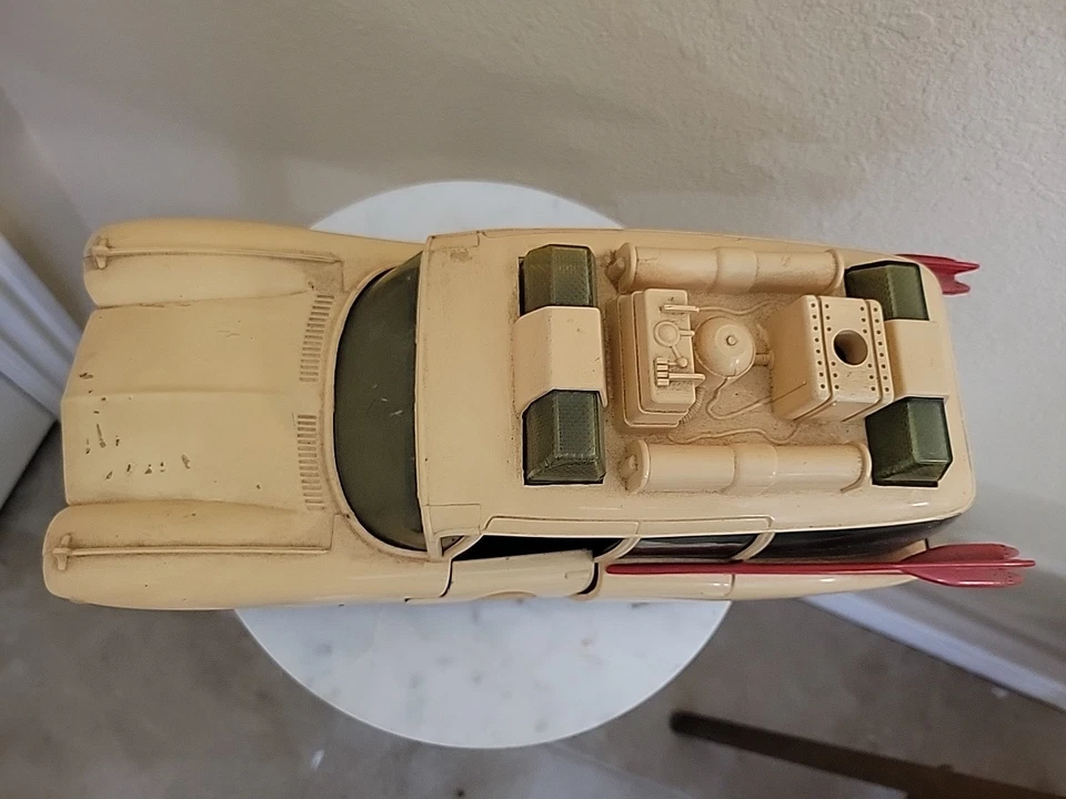 Coche Kenner vintage 1984 The Real Ghostbusters ECTO-1 Foto 4 de 4