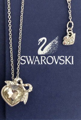 Authentic Swarovski Crystal HAYDAY Necklace Cute Heart Bow Pendant