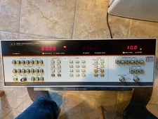 Agilent Hewlett Packard HP 8165A Programmable Source 1mHz-50MHz OPT-002, 003