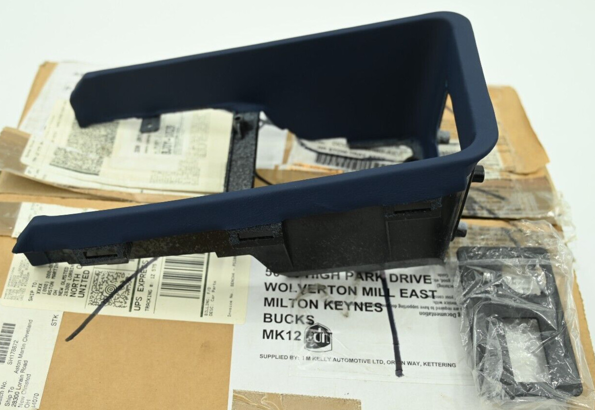 Genuine OEM Aston Martin RR Stow Tray Assembly P/N DD33-044H60-AEV New in Box