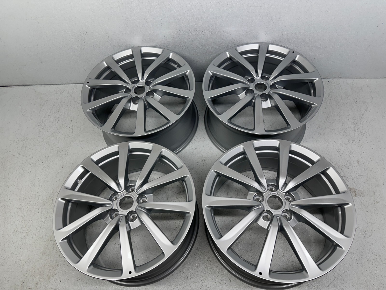 NEW SET 2004-2017 ASTON MARTIN DB9 V8 VANTAGE WHEEL OEM RIM 10 spoke 9.5x19" 8.5