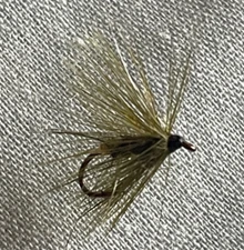 4 x  Dry Fly Fishing trout fly CDC Emerger