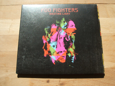 Wasting Light von Foo Fighters  (CD, 2011)