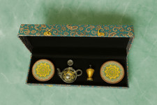 1 Saffron High Quality 4.608 g 1 mesghal 100 Pure  With gift box.