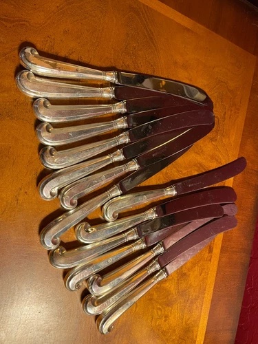 Kirk Stieff Williamsburg Queen Anne 1940 Sterling Knife 9 1/8"