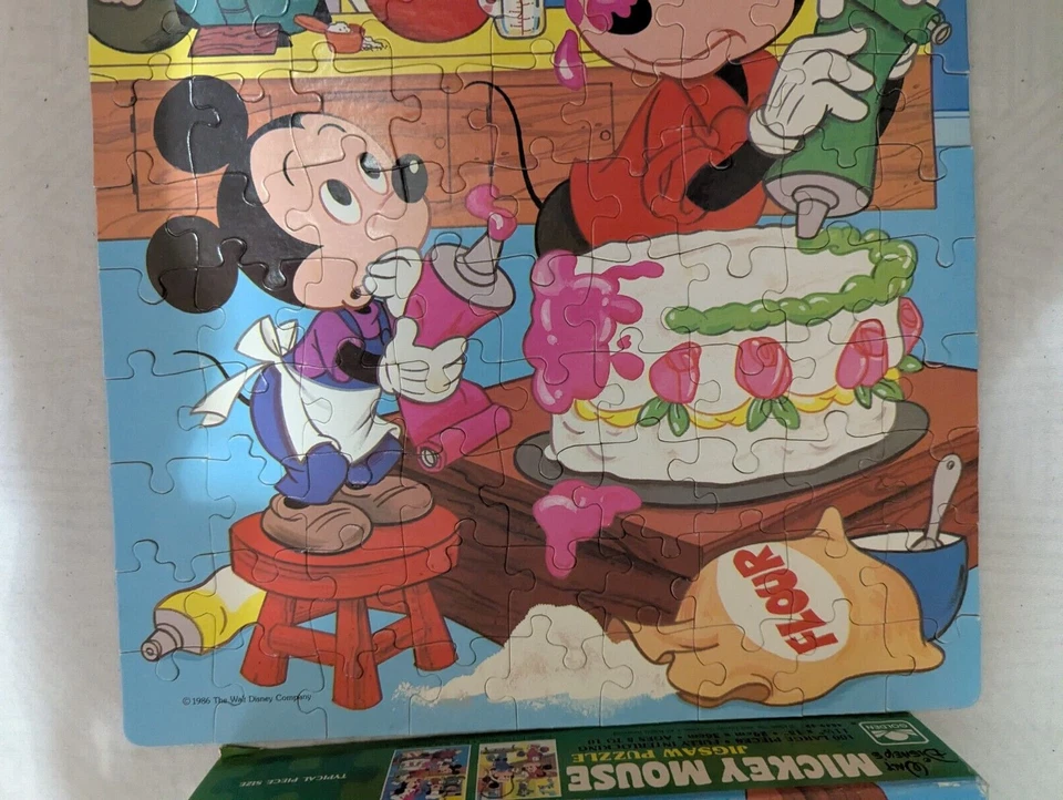 Rompecabezas dorado de pastel de cumpleaños de Mickey Mouse Chef 100 piezas 1986 Foto 4 de 4