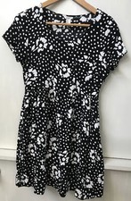 FOREVER 21 Womens A-Line Side Zip Dress Black White Floral Polka Dot Size SMALL
