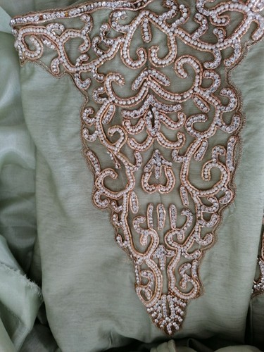 Asian, Indian, Pakistani Stunning Bridal Lengha, Wedding Dress, Dress,Party Wear - Picture 5 of 5