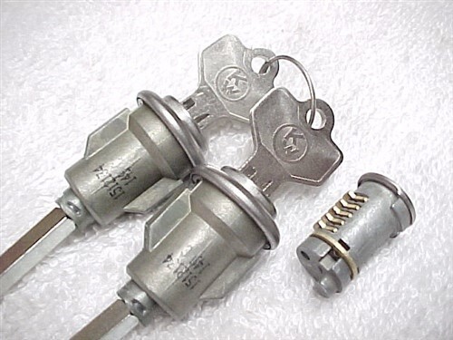 Dennis Carpenter Door & Ignition Lock Tumbler Set For 1949-1951 Ford & Mercury – Keyed Alike, 3 Pieces - View #2