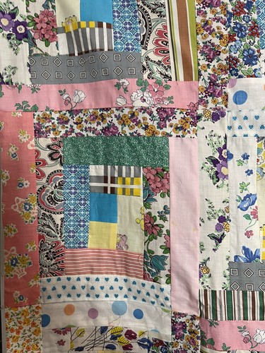 Unvollendetes Quilt-Top 55 Zoll x 83,5 Zoll Streifenquilt Pastellfarben Blockhaus-Stil - Bild 10 von 13