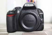 Nikon D3100 14.2MP Digital SLR Camera - Black w/AF 18-55mm VR Lens Shutter 8729