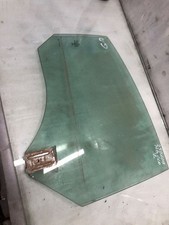 Mercedes-Benz CLA C117 X117 W117 2018 Hinten rechts Fenster Scheibe Tür hinten Mercedes-Benz CLA C117 X117 W117 2018 Hinten rechts Fenster Scheibe Tür hinten