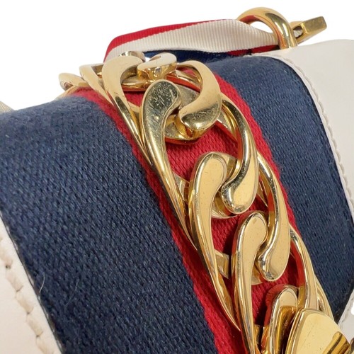 GUCCI Sylvie Mini ChainShoulder Bag 431666 Shoulder Bag Japan ookura - Bild 8 von 14