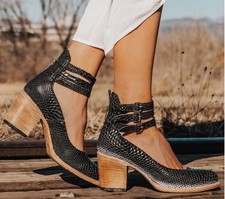Freebird By Steven Randi Black Croco Shoes Dress Heels Womens Sz 9 Ankle Straps