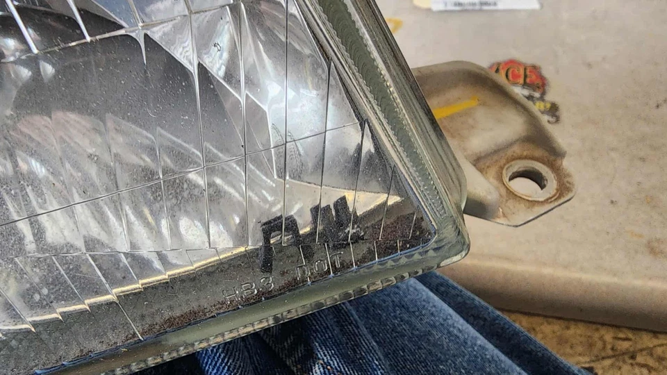 95-97 Lexus LS400 OEM Right Passenger Side Headlight Headlamp 8111050100 BROKEN Foto 4 de 4