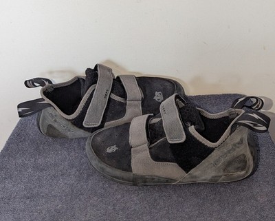 Evolv Defy Rock Climbing Shoes Mens Size EU 42 US 9 Black Gray Adjustable 
