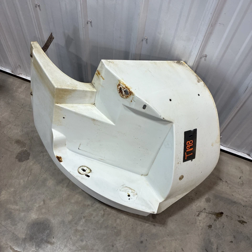 1998 INTERNATIONAL 4700 FENDER 1657748c3 Right Side - Image 3 of 4