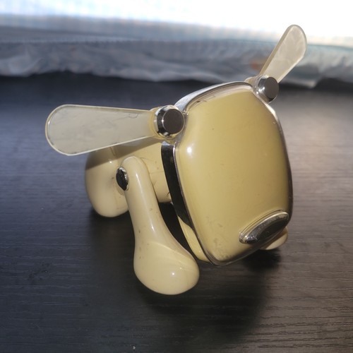 Hasbro Sega 2007 iDog Interactive MP3 Music Pet Dog White WORKING need Batteries