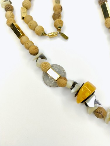 Vintage Kenneth Lane Shell & Wood Beaded Necklace - Picture 21 of 24