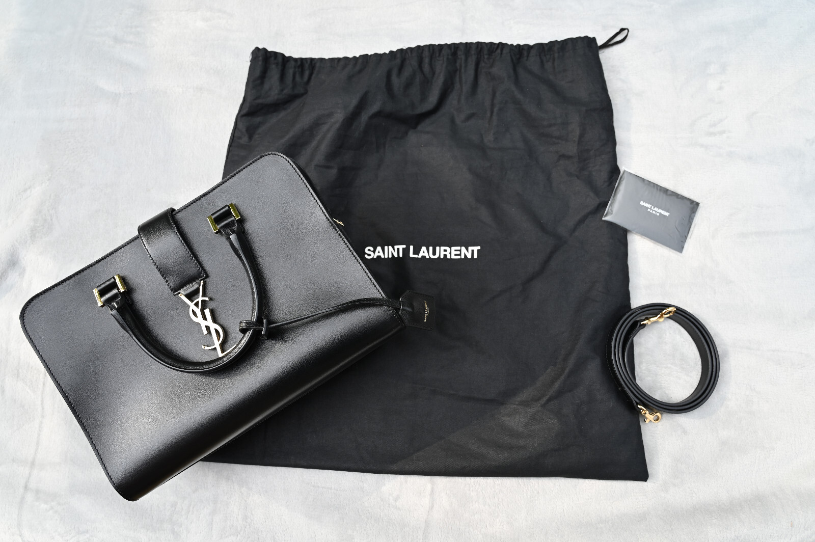 Borsa a tracolla Saint Laurent Cabas 568853 pelle nera