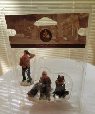 Lemax #22577A 2006 Break Time Chopping Wood Village Collection Accessory