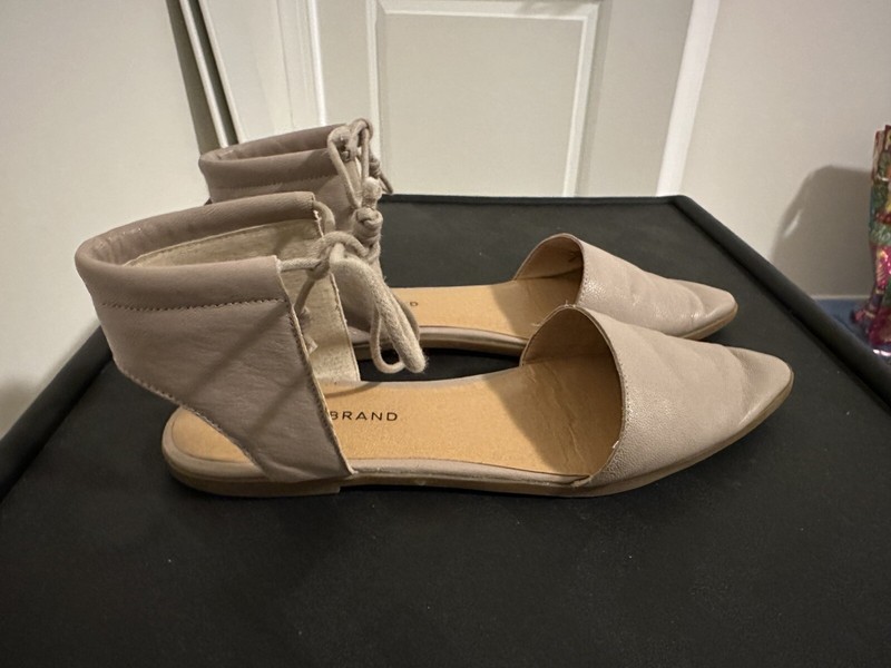 Lucky Brand Tan LK-MABONNEE Ankle Tie Flats Size 8