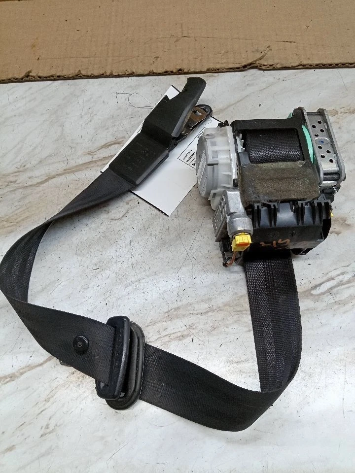 Used Front Left Seat Belt Front fits: 2014 Audi A4 bucket seat driver retractor - Изображение 3 из 4
