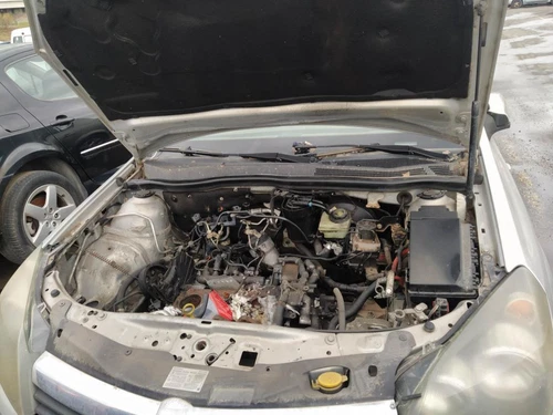 Découpe De Moteur pour OPEL ASTRA H BERLINA le plus cher Cosmo 2005 1622197