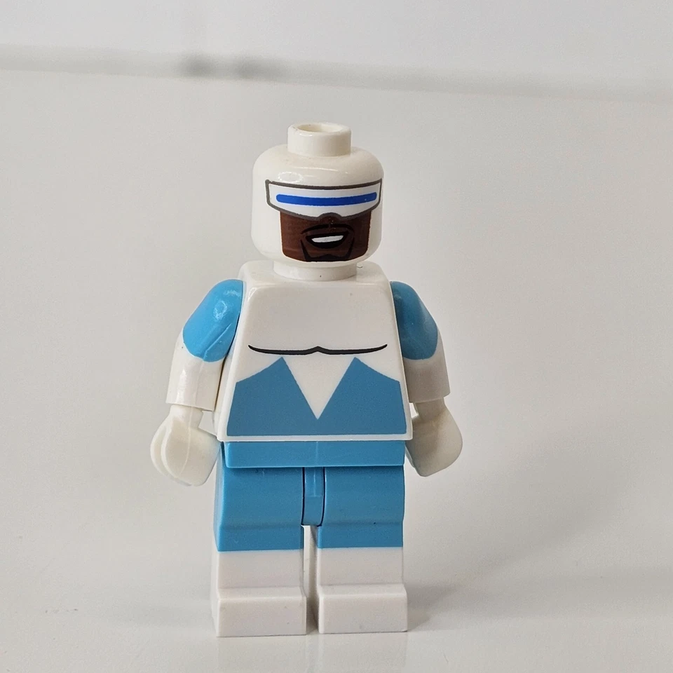 NUEVO LEGO 71024 Disney Serie 2 - Minifigura Frozone (Los Increíbles) Foto 3 de 4