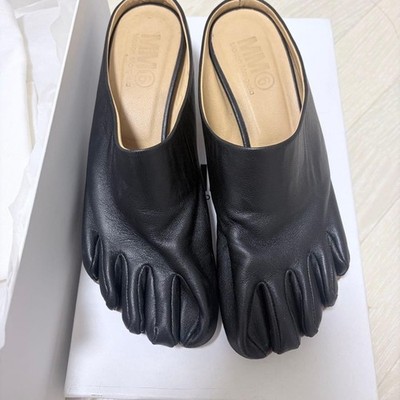 MM6 MAISON MARGIELA MM6 5 Toe Tabi Mule Sandals Black Leather EU