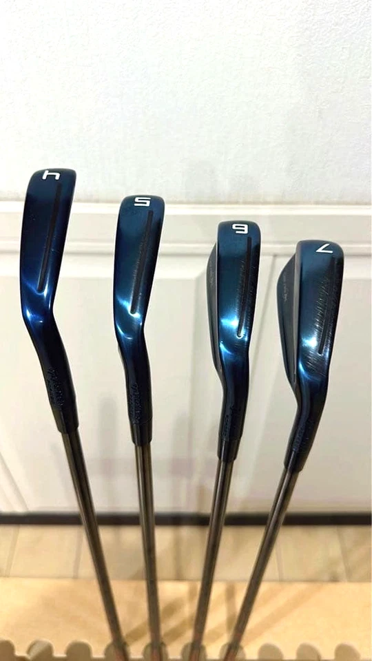 Red Bull TaylorMade P790 (11x) Japan🇯🇵Model  4~P + wedges + putter NSPRO 105 S - Image 2 of 4