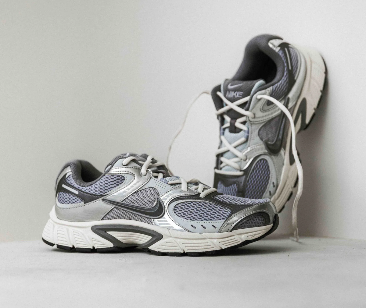 Nike V5 RNR Cement Grey Grey Fog Light Orewood Brown HJ5228-003