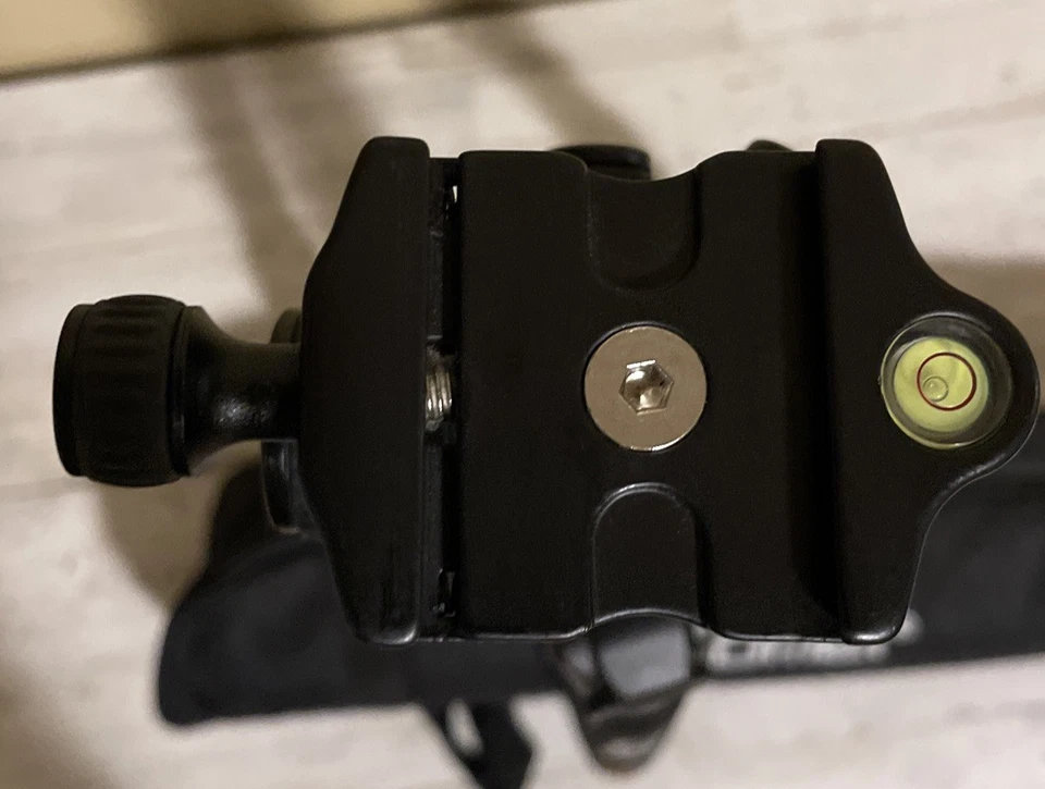 Trípode monopie compacto y estable Zomei Z668 para cámara réflex digital Canon Nikon Foto 4 de 4