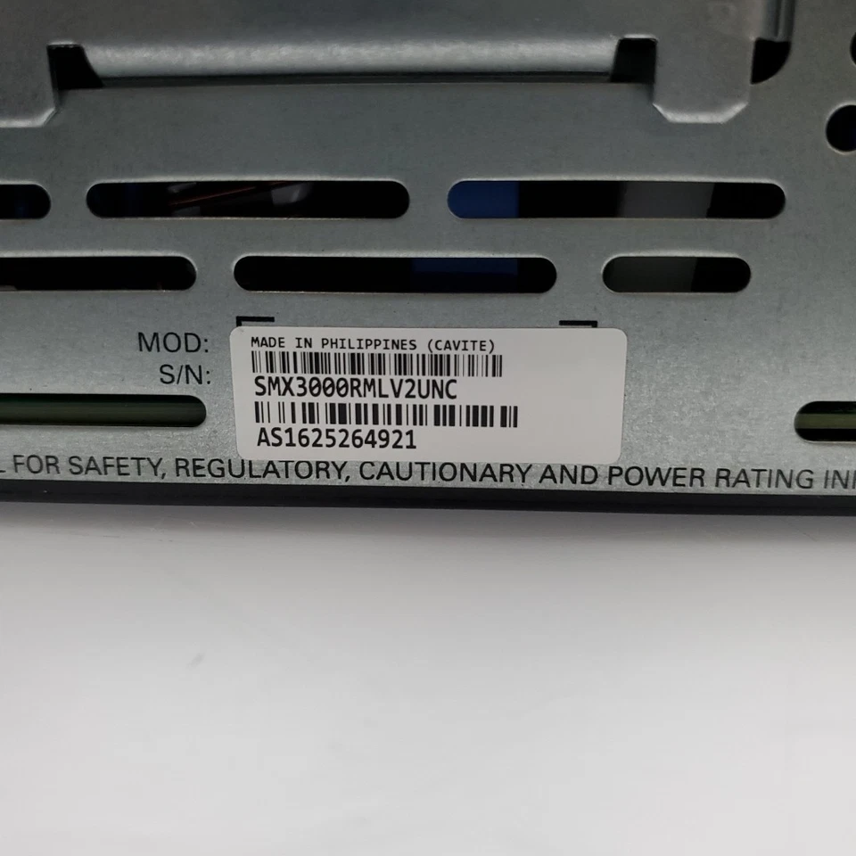 APC SMX3000RMLV2UNC 110V 2700W Smart-UPS Rack Mount Tower w/ Network Card no bat - Image 4 of 4