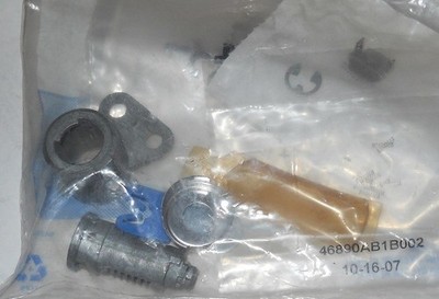 NOS 2006-16 Chevrolet Impala 2007-10 Pontiac Solstice G5 Front Door Lock