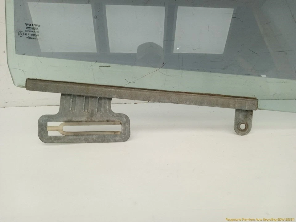 Cristal ventana puerta delantera derecha pasajero Volvo 240 vagón se adapta 1975-1993 75 76 77 Foto 2 de 4