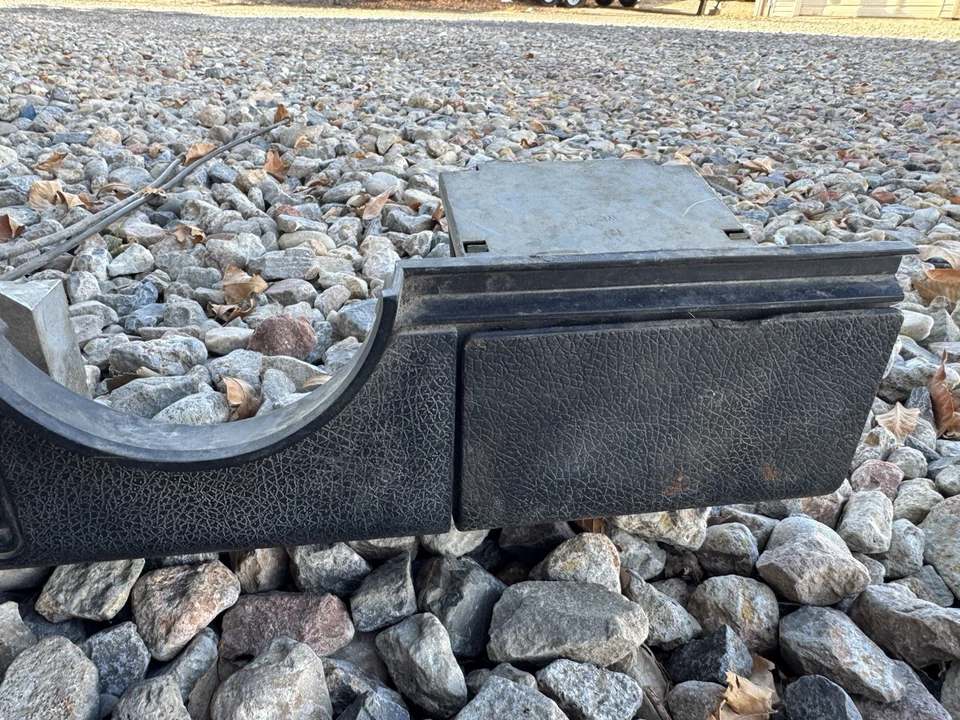 70-81 Camaro Climate Control Heater Lower Dash Panel 3963768 3979739 Ash Tray - Image 3 of 4