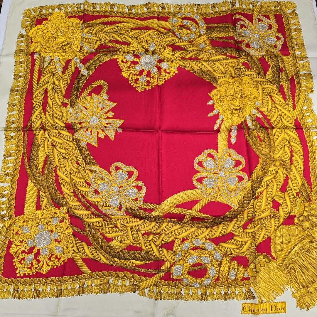 Foulard Christian Dior inutilisé 86 cm x 86 cm accessoire mode créateur