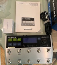 TC Helicon VoiceLive 3 - Vocal  Guitar Effects Processor Voice Love 3