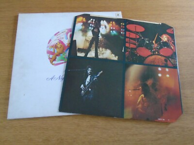 QUEEN - A Night At The Opera - 1975 UK first press 12-track LP