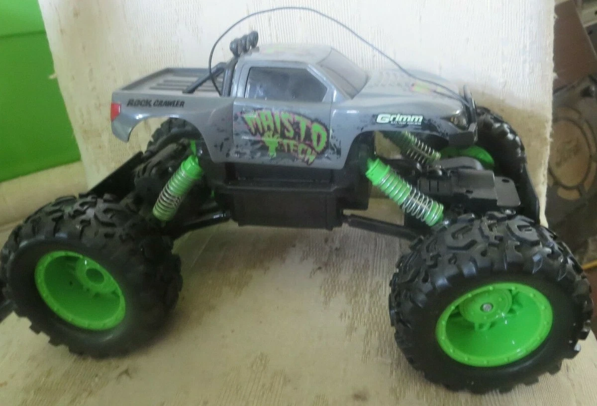 Rock crawler hotsell monster truck