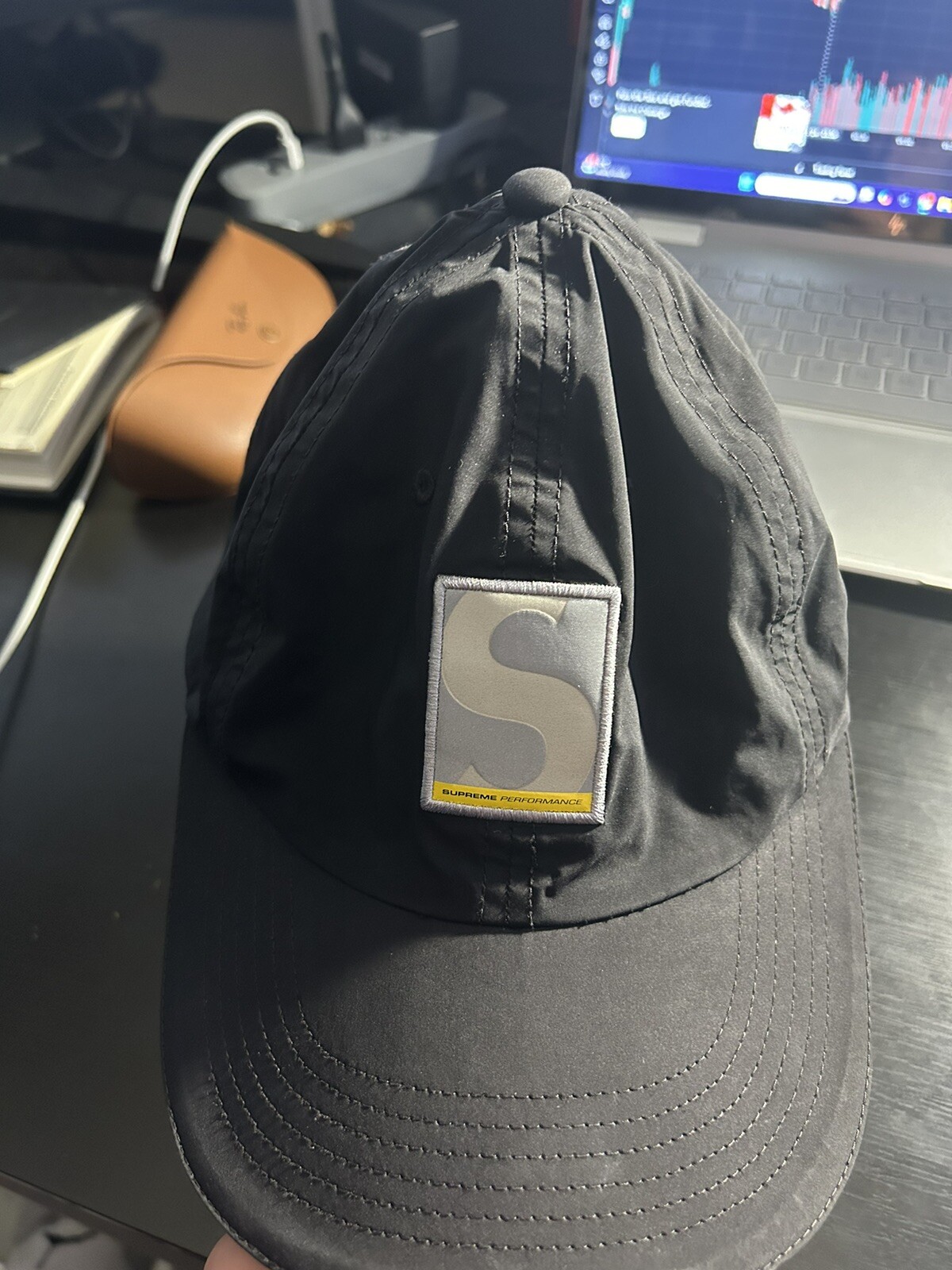 supreme Performance hat 5 panel black - image 3